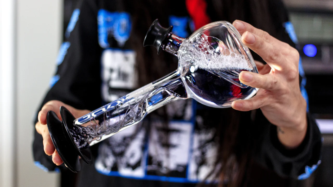 How To Clean Glass Water Pipes Easy Steps For Perfect Cleaning